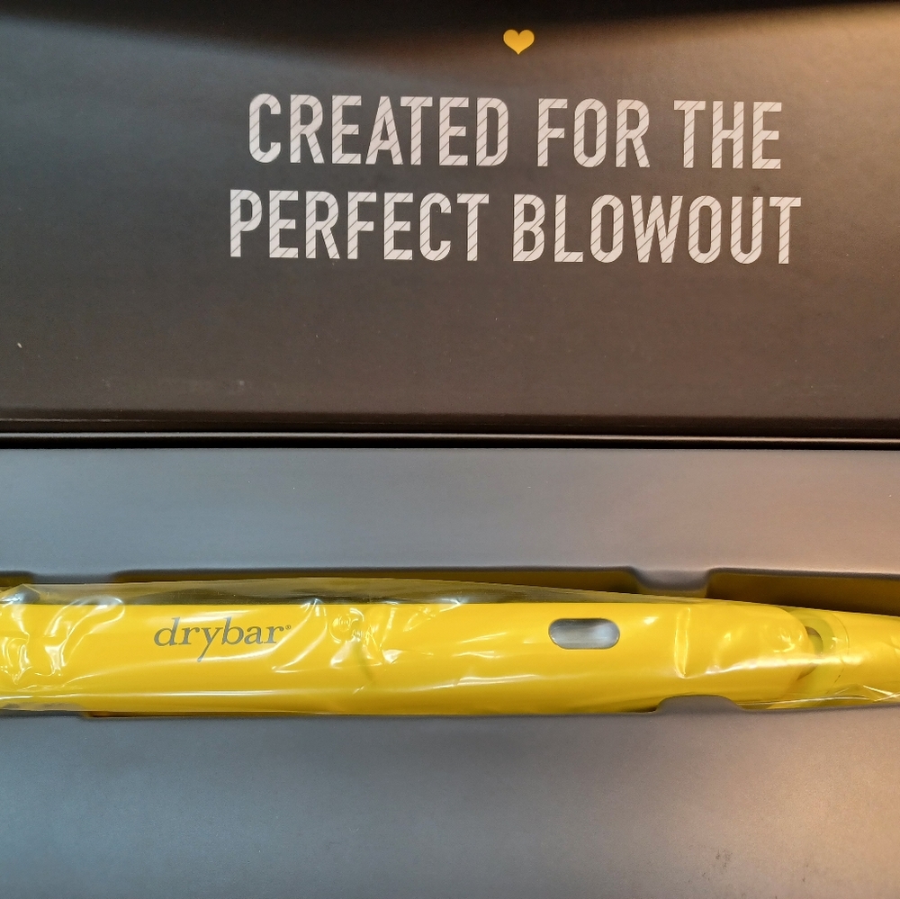 Drybar straightener
